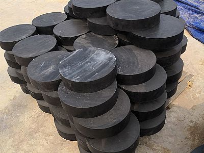 临河区板式橡胶支座由若干层橡胶片与薄钢板经加压硫化